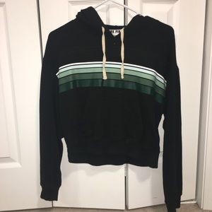 FINAL ❗️pink cropped hoodie - lowest i’ll go